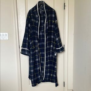 Plaid Men’s Robe - Navy and White